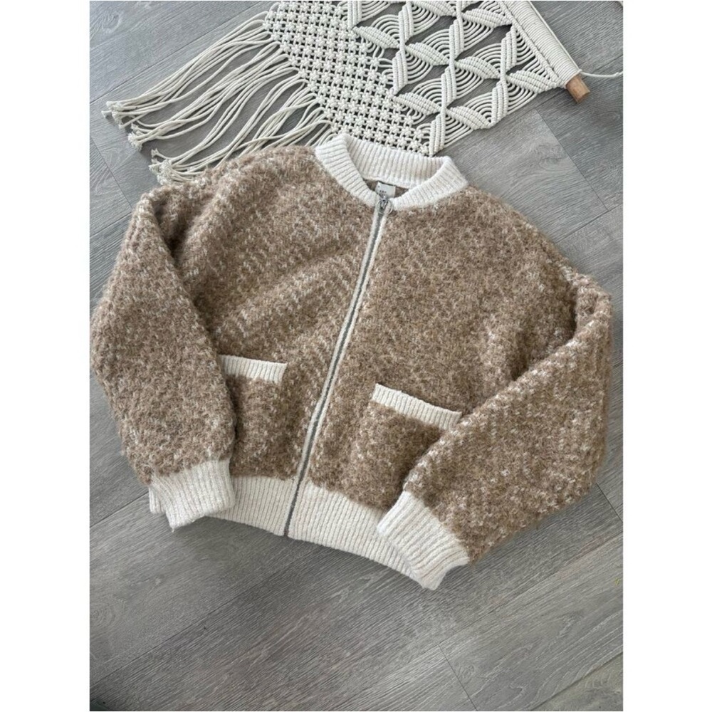 A New Day Women's‎ Cream Lady Bomber Jacket Size Small - Picture 3 of 9